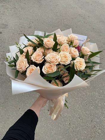 Букет Кремовые розы Латте в Родниковый